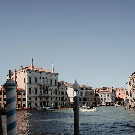 Il Giardino Segreto Di Monty Don Sul Canal Grande Apartament *