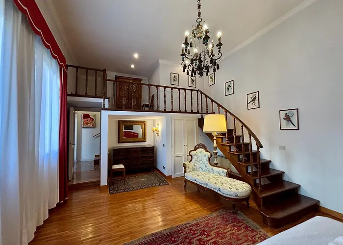 Il Giardino Segreto Di Monty Don Sul Canal Grande *