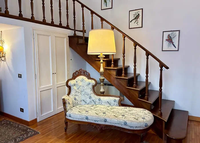 Il Giardino Segreto Di Monty Don Sul Canal Grande Daire Venedik