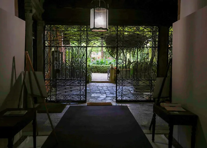 Il Giardino Segreto Di Monty Don Sul Canal Grande Daire *